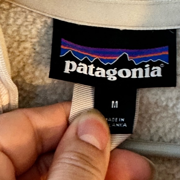 Patagonia Cream/Oat Better Sweater, size Medium - Picture 6 of 12